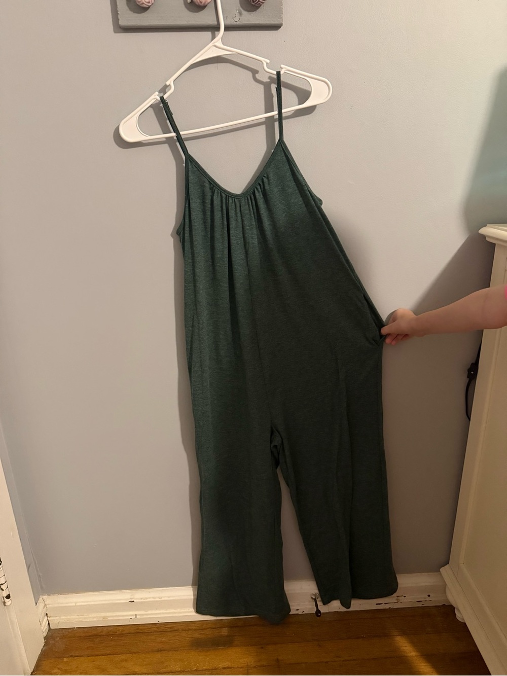 SHEIN Dark Green Spaghetti Strap Wide-Leg Jumpsuit - Picture 2 of 3